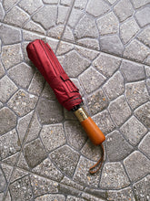 Load image into Gallery viewer, Log Handle Umbrella in Red
